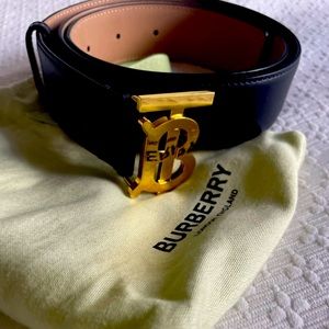 Burberry leather belt